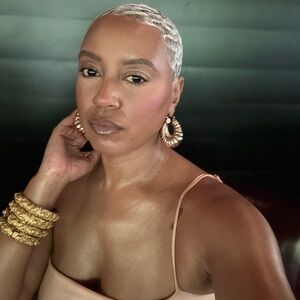 Meet your Posher, Bre